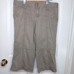 Smart Set Cargo Capris Capri Pants Olive Green Women's Size 13